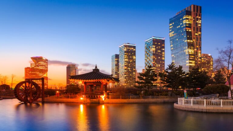 Songdo,Park,And,Songdo,District,At,Incheon,,South,Korea